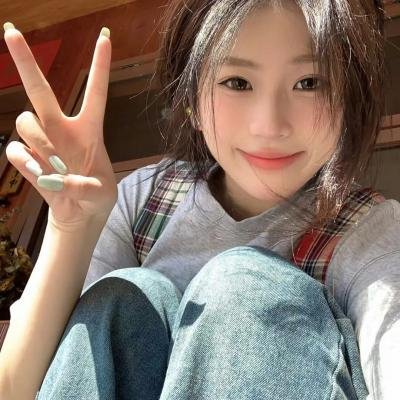 玛丽的白色连衣裙